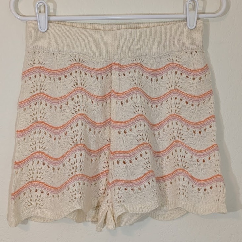Coquette Crochet Knit Shorts Cream Stripe Scalloped‎ Hem Boho Romantic NWT